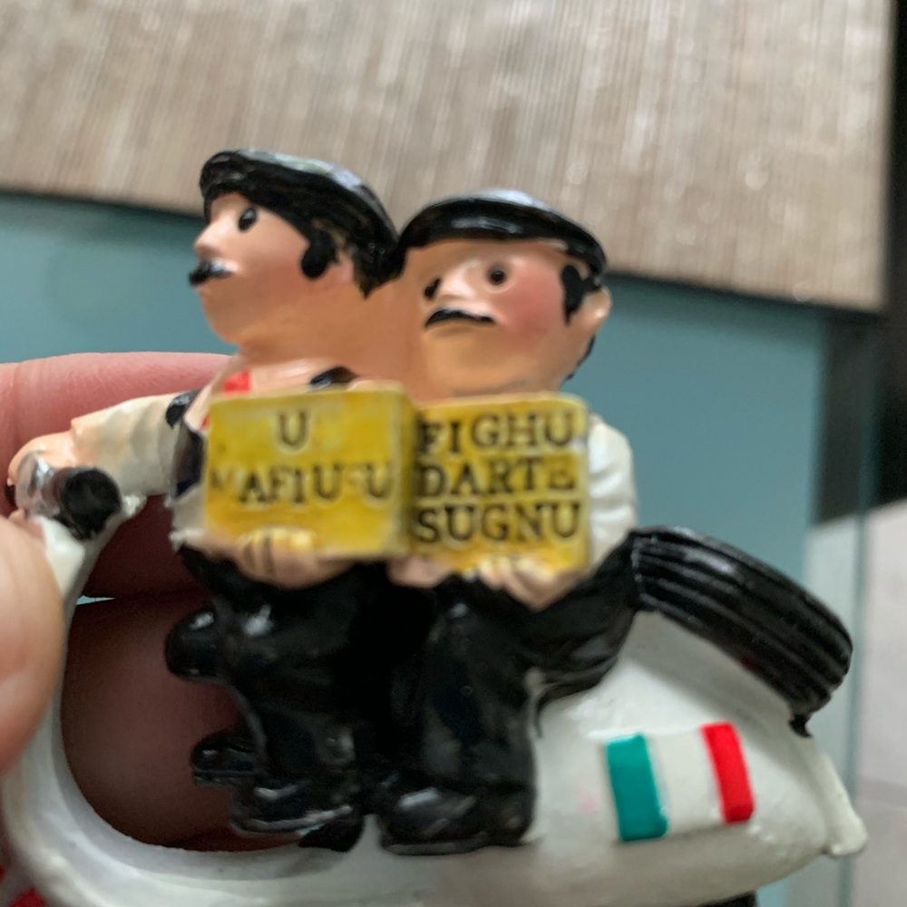 Magnet from Sicily